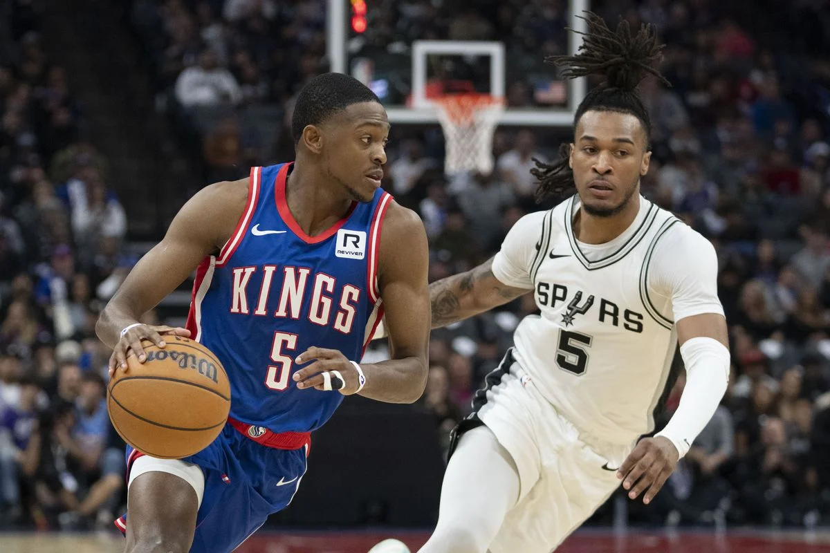 alerte-trade-de-aaron-fox-rejoint-victor-wembanyama-aux-san-antonio-spurs.webp