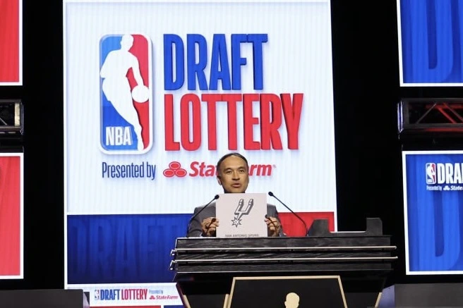 les-4-gros-coups-a-surveiller-lors-de-la-loterie-nba-2025.webp