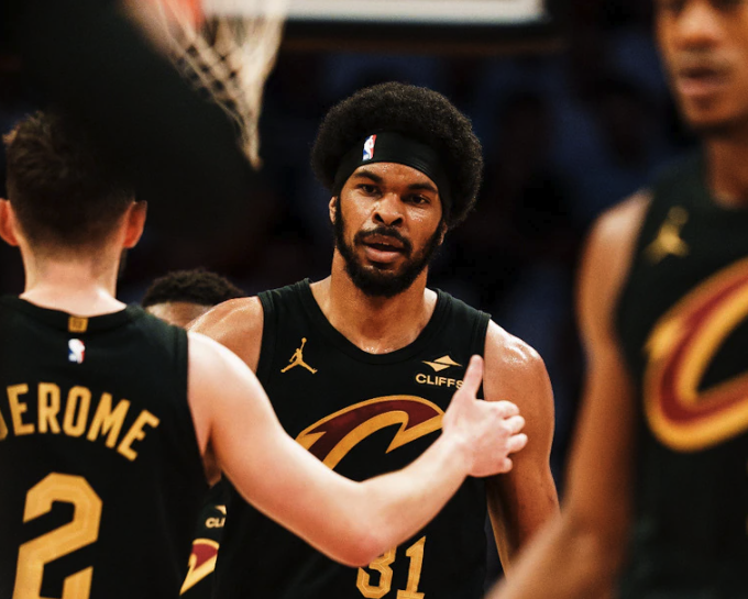 Les Cavaliers dominants : sweep, records et +122 de différentiel face au Heat en playoffs !