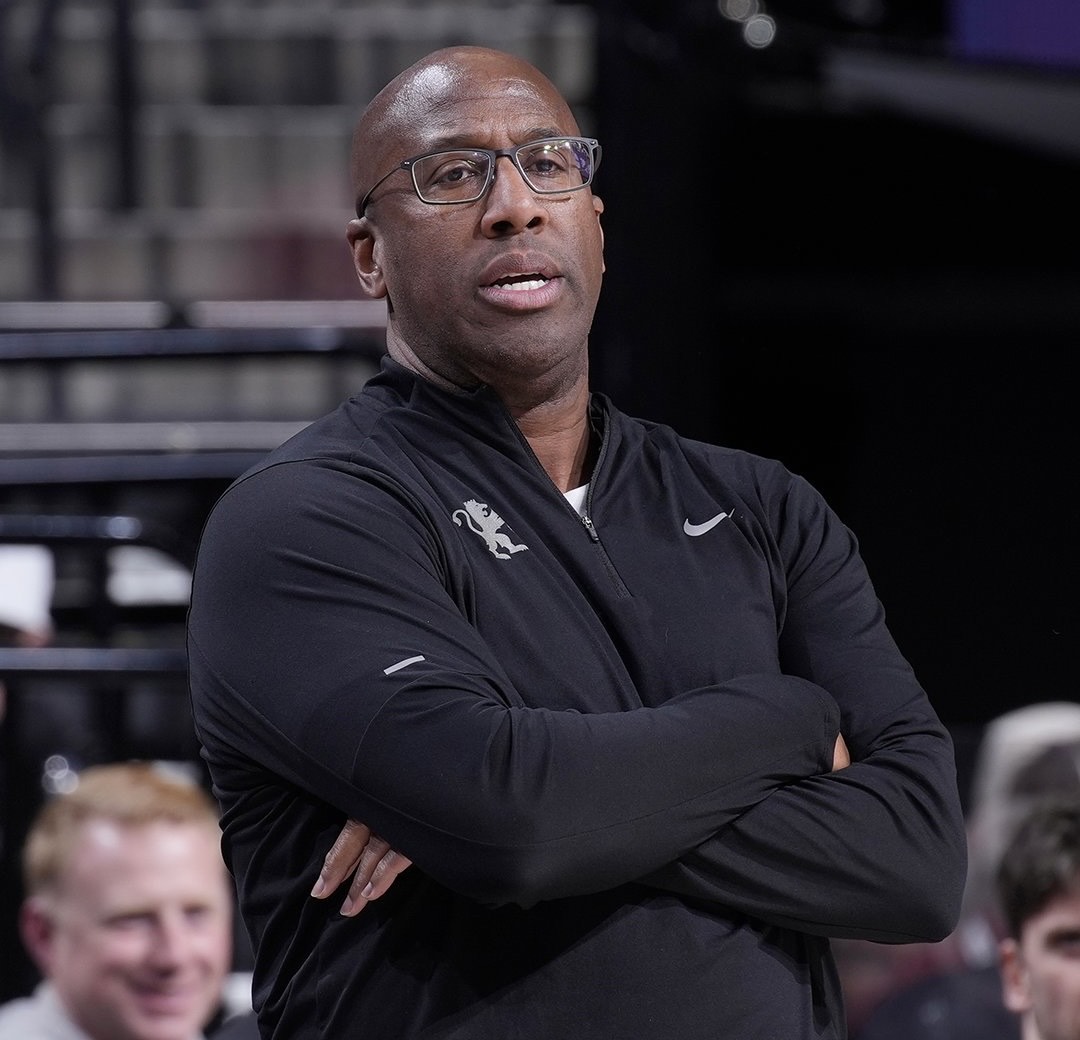New York a tranché : Mike Brown est le nouveau coach des Knicks !