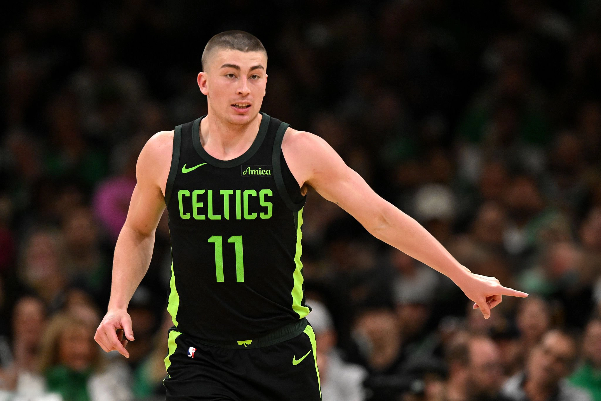 payton-pritchard-conclue-la-saison-des-celtics-par-un-succes-face-aux-hornets.webp